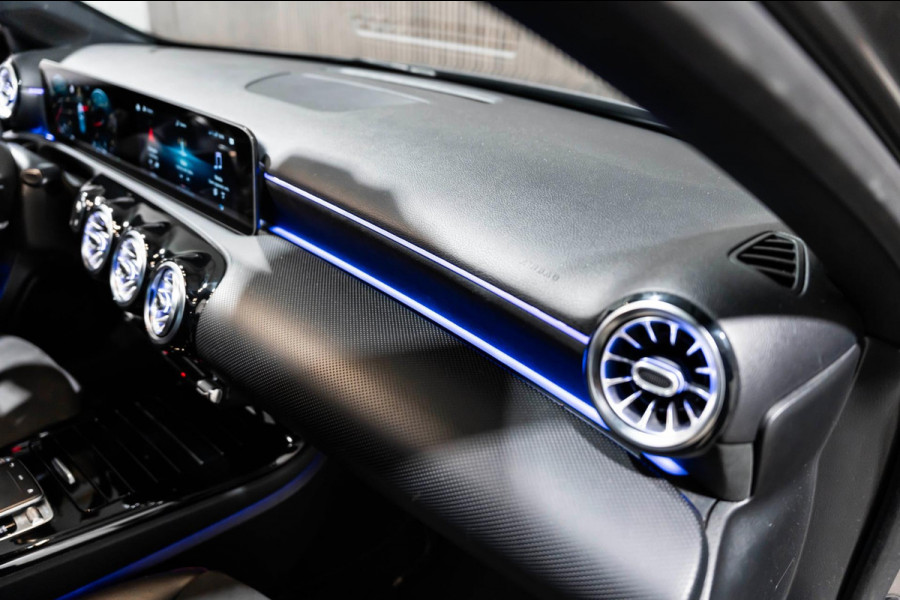 Mercedes-Benz A-Klasse 200 AMG PANO LED CAMERA