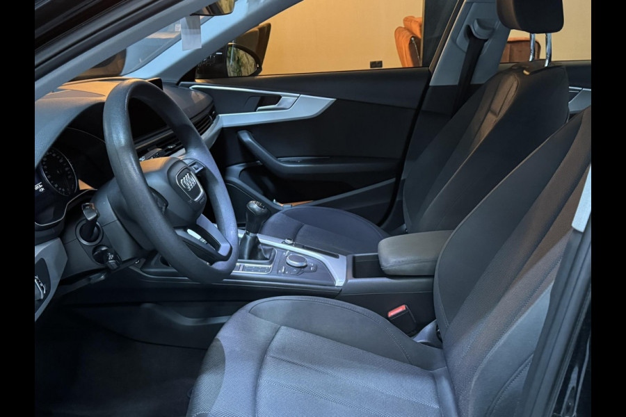 Audi A4 Limousine 1.4 TFSI NAP Garantie Trekhaak Cruise Control Led Xenon Rijklaar