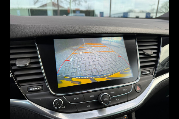 Opel Astra 1.6 Turbo Innovation - Automaat - Navi - Leder - Parkeerhulp - Org.NL