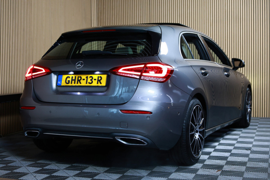 Mercedes-Benz A-Klasse 200 Business Solution AMG PANO MEMORY LANE PDC '18