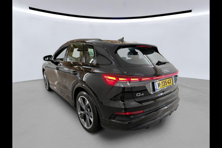 Audi Q4 e-tron Aut. 40 S-Line Competition 77 kWh | Navi | Camera | Stoel Verwarming |