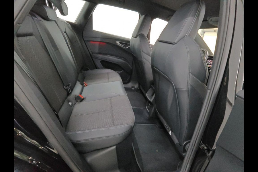 Audi Q4 e-tron Aut. 40 S-Line Competition 77 kWh | Navi | Camera | Stoel Verwarming |