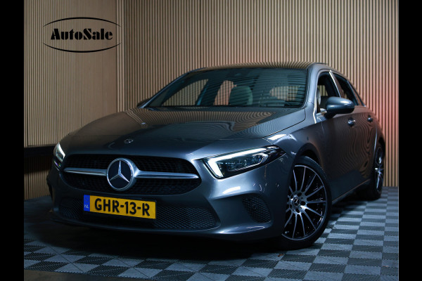 Mercedes-Benz A-Klasse 200 Business Solution AMG PANO MEMORY LANE PDC '18