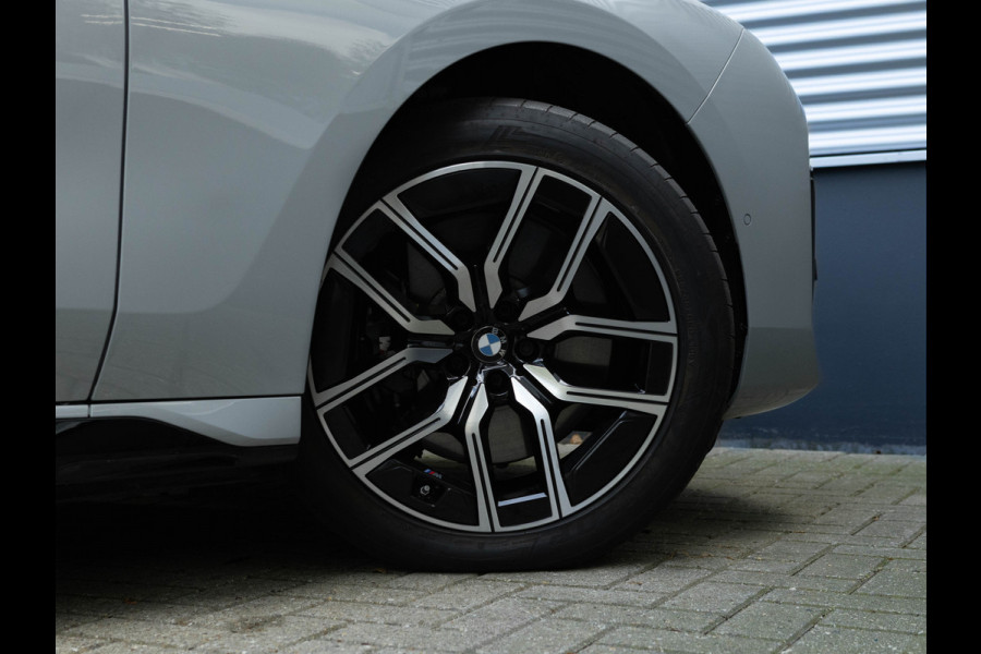 BMW i7 xDrive60 - M-Sport Pro - Executive Drive Pro - Bowers & Wilkins - Driving Ass Prof