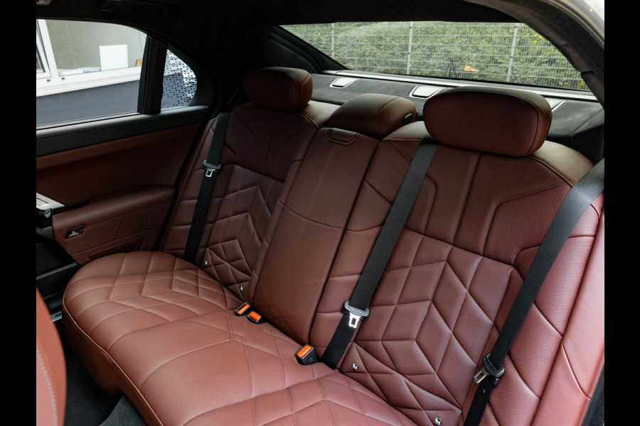 BMW i7 xDrive60 - M-Sport Pro - Executive Drive Pro - Bowers & Wilkins - Driving Ass Prof