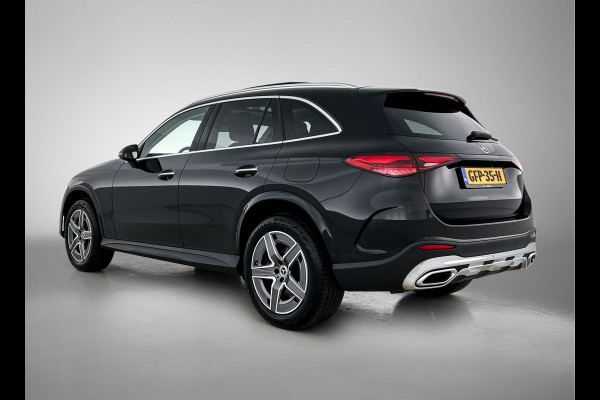 Mercedes-Benz GLC 300 e 4MATIC AMG Plug-In Hybride | 360  graden Camera | Memory seats | Schuifkanteldak | Sfeerverlichting | Chroompakket | Keyless entry Inclusief 24 maanden MB Certified garantie voor Europa.