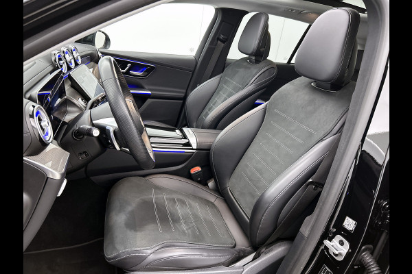 Mercedes-Benz GLC 300 e 4MATIC AMG Plug-In Hybride | 360  graden Camera | Memory seats | Schuifkanteldak | Sfeerverlichting | Chroompakket | Keyless entry Inclusief 24 maanden MB Certified garantie voor Europa.