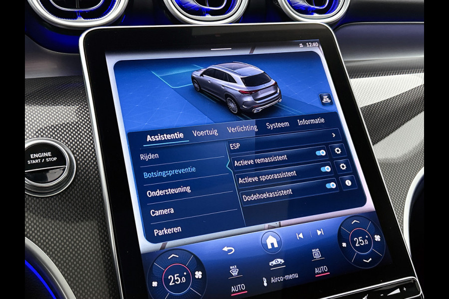 Mercedes-Benz GLC 300 e 4MATIC AMG Plug-In Hybride | 360  graden Camera | Memory seats | Schuifkanteldak | Sfeerverlichting | Chroompakket | Keyless entry Inclusief 24 maanden MB Certified garantie voor Europa.