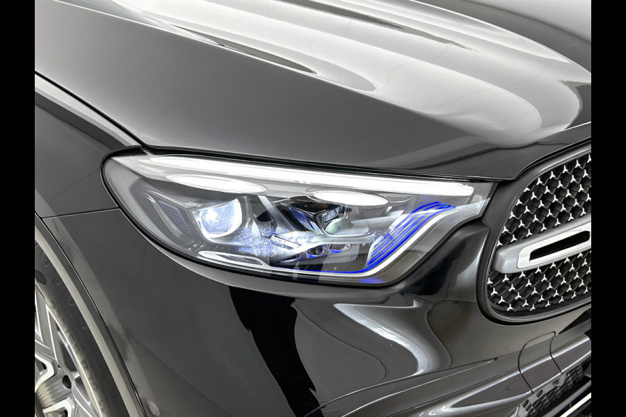 Mercedes-Benz GLC 300 e 4MATIC AMG Plug-In Hybride | 360  graden Camera | Memory seats | Schuifkanteldak | Sfeerverlichting | Chroompakket | Keyless entry Inclusief 24 maanden MB Certified garantie voor Europa.