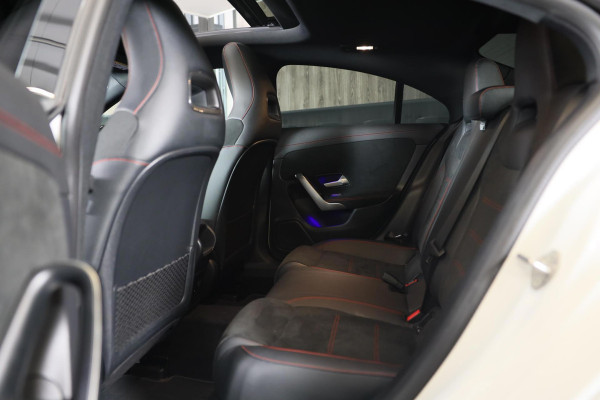 Mercedes-Benz CLA-Klasse 250 e AMG Line / AUT / Digital Cockpit / Cruise Control / Sfeerverlichting / Camera / Pano