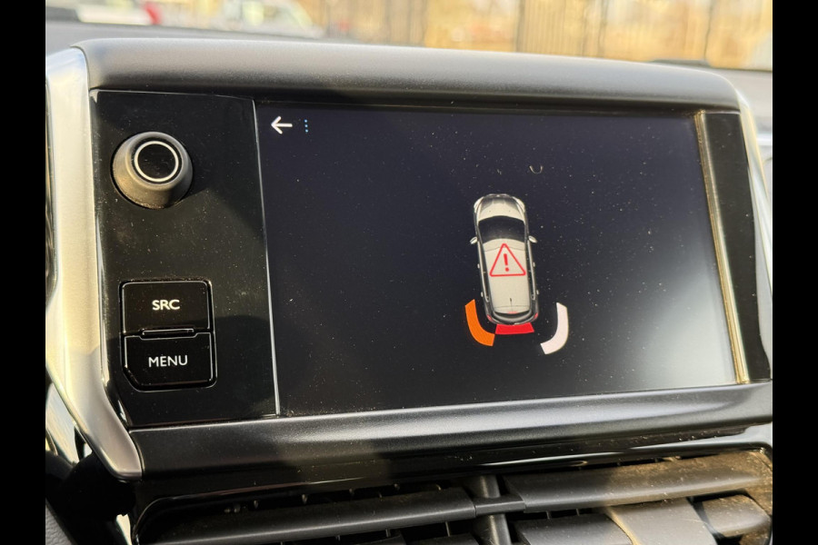 Peugeot 208 1.2 PureTech Blue Lion Navi,Airco,Cruise,5 Deurs,N.A.P,Weinig km,D-riem recent vv,Nieuwe Apk bij Aflevering