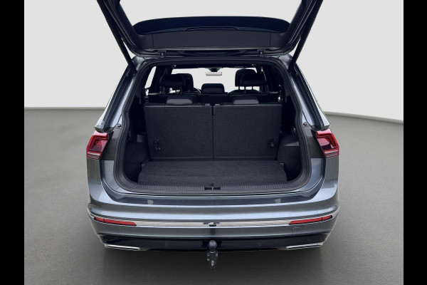 Volkswagen Tiguan Allspace 1.4 TSI R-line | 7 pers. | Pano | Trekhaak | Leer | Memory | Matrix | 360 | Carplay |