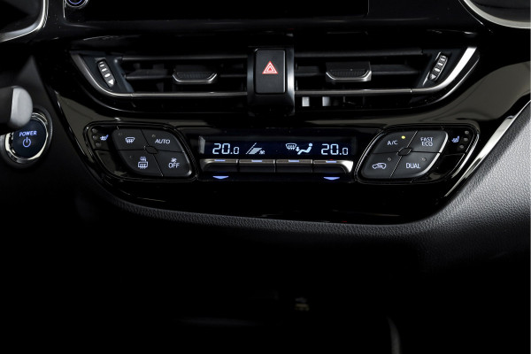 Toyota C-HR 2.0 Hybrid Dynamic | Adapt. Cruise | Stoel-+Stuurverw. | PDC | Camera | NAV+App. Connect | ECC | Afn. Trekhaak | LM 18" |