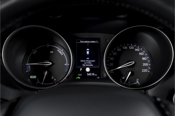 Toyota C-HR 2.0 Hybrid Dynamic | Adapt. Cruise | Stoel-+Stuurverw. | PDC | Camera | NAV+App. Connect | ECC | Afn. Trekhaak | LM 18" |