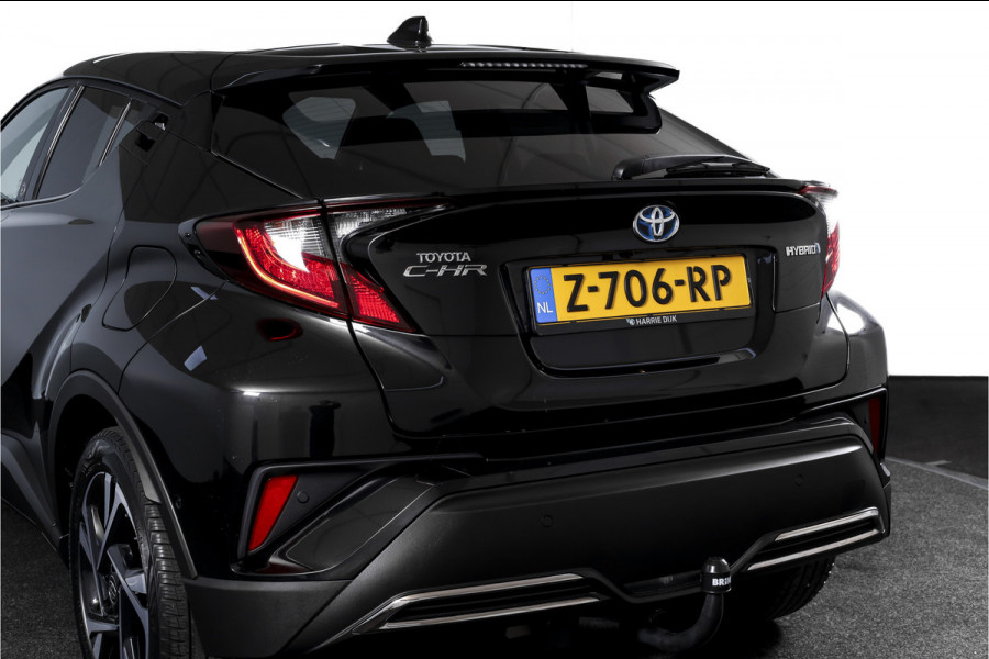 Toyota C-HR 2.0 Hybrid Dynamic | Adapt. Cruise | Stoel-+Stuurverw. | PDC | Camera | NAV+App. Connect | ECC | Afn. Trekhaak | LM 18" |
