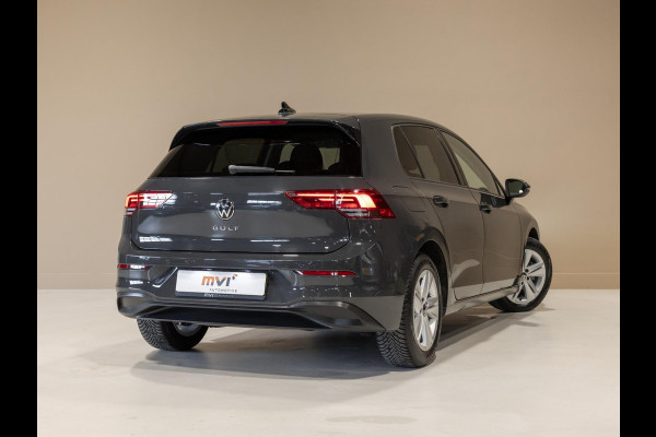 Volkswagen Golf 1.0 TSI Life / 110pk / Cruise / Airco / Klimaatregeling / Navigatie / Apple Carplay