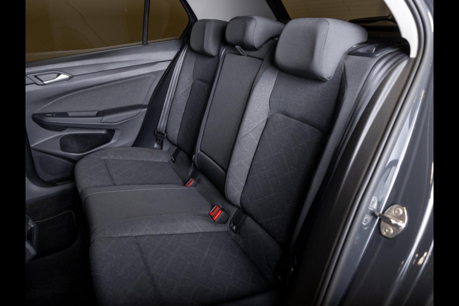 Volkswagen Golf 1.0 TSI Life / 110pk / Cruise / Airco / Klimaatregeling / Navigatie / Apple Carplay