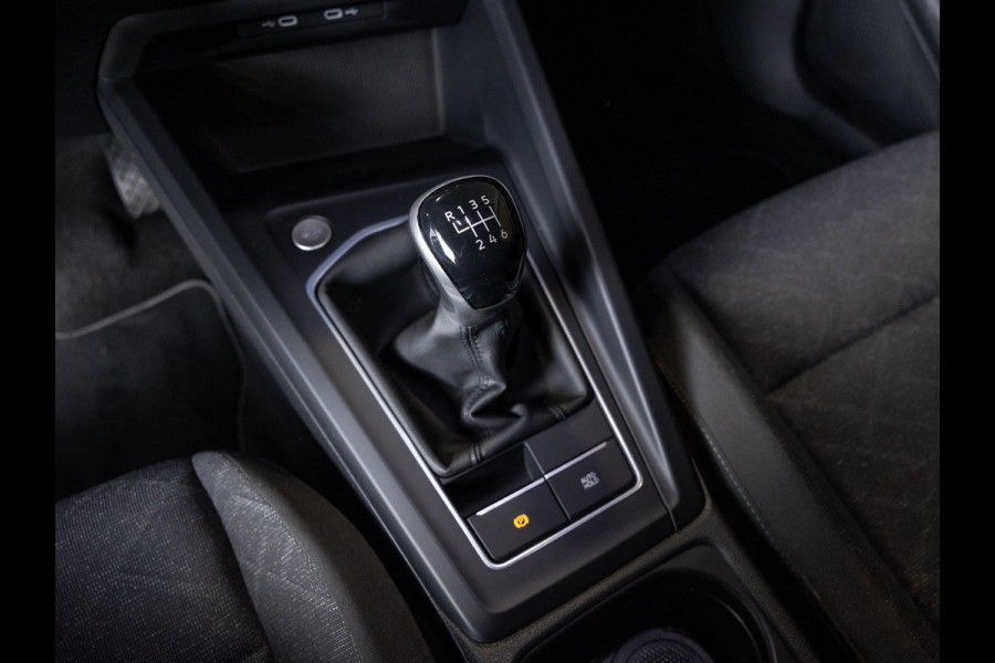 Volkswagen Golf 1.0 TSI Life / 110pk / Cruise / Airco / Klimaatregeling / Navigatie / Apple Carplay