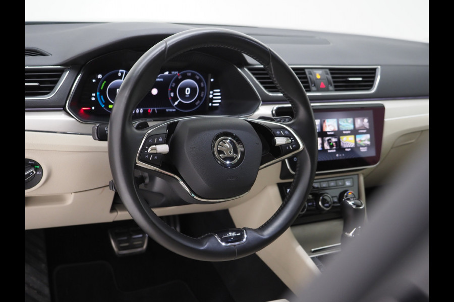 Škoda Superb Combi 1.4 TSI iV Laurin & Klement | Canton | Leder | Camera | Keyless | Adaptive Cruise | Virtual | Memory | Carplay