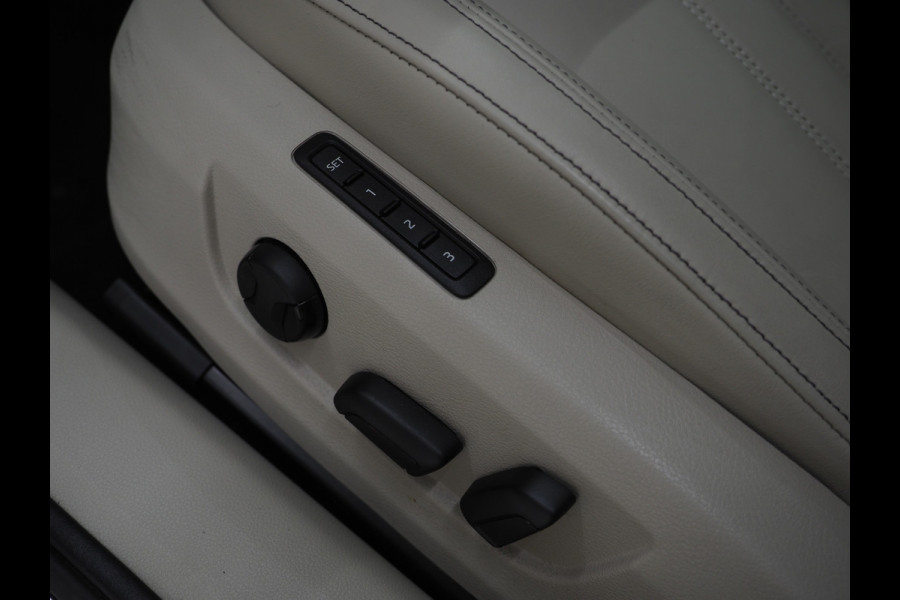 Škoda Superb Combi 1.4 TSI iV Laurin & Klement | Canton | Leder | Camera | Keyless | Adaptive Cruise | Virtual | Memory | Carplay