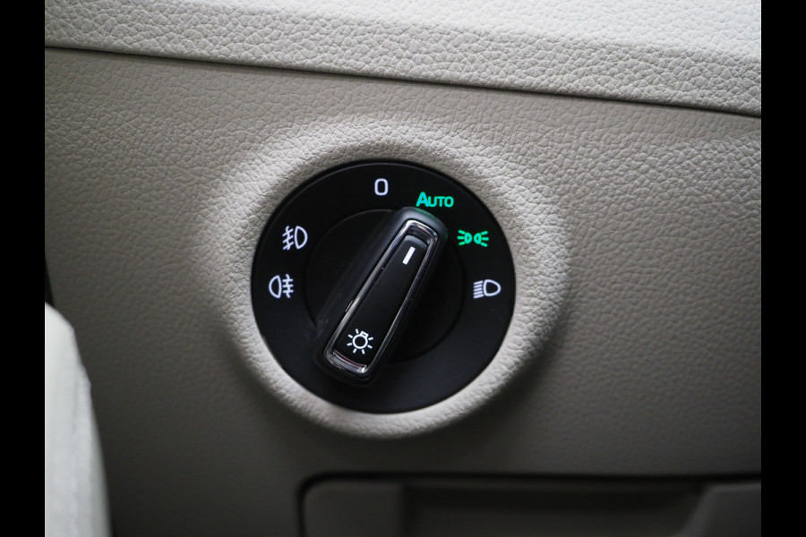 Škoda Superb Combi 1.4 TSI iV Laurin & Klement | Canton | Leder | Camera | Keyless | Adaptive Cruise | Virtual | Memory | Carplay