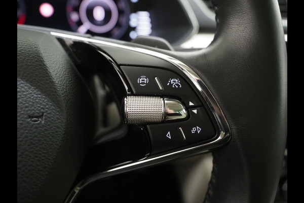 Škoda Superb Combi 1.4 TSI iV Laurin & Klement | Canton | Leder | Camera | Keyless | Adaptive Cruise | Virtual | Memory | Carplay