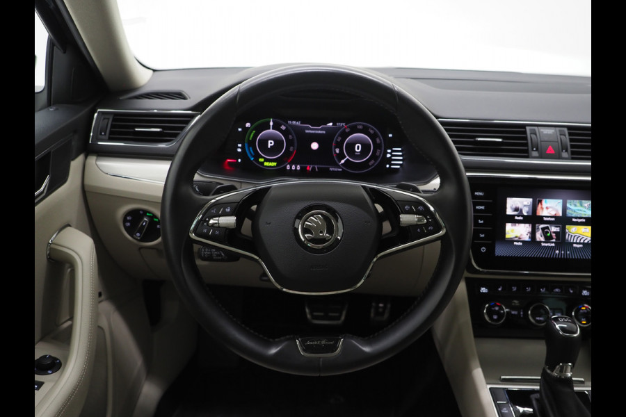 Škoda Superb Combi 1.4 TSI iV Laurin & Klement | Canton | Leder | Camera | Keyless | Adaptive Cruise | Virtual | Memory | Carplay