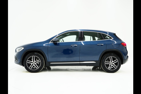 Mercedes-Benz GLA 250 e Progressive | Panoramadak | Trekhaak | Leder | Camera | Keyless | Adaptive Cruise | Sfeerlicht