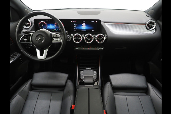 Mercedes-Benz GLA 250 e Progressive | Panoramadak | Trekhaak | Leder | Camera | Keyless | Adaptive Cruise | Sfeerlicht