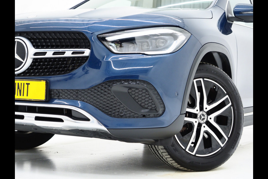 Mercedes-Benz GLA 250 e Progressive | Panoramadak | Trekhaak | Leder | Camera | Keyless | Adaptive Cruise | Sfeerlicht