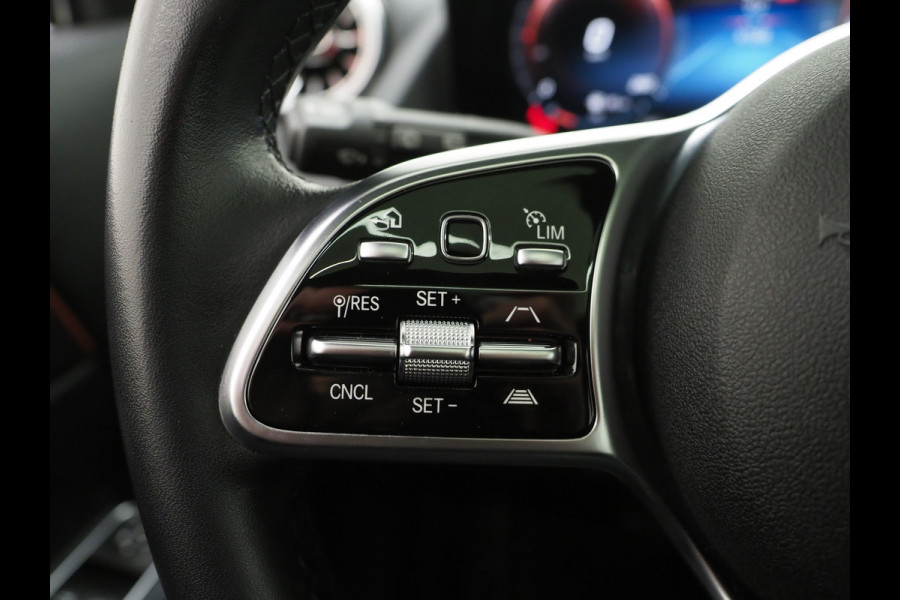 Mercedes-Benz GLA 250 e Progressive | Panoramadak | Trekhaak | Leder | Camera | Keyless | Adaptive Cruise | Sfeerlicht