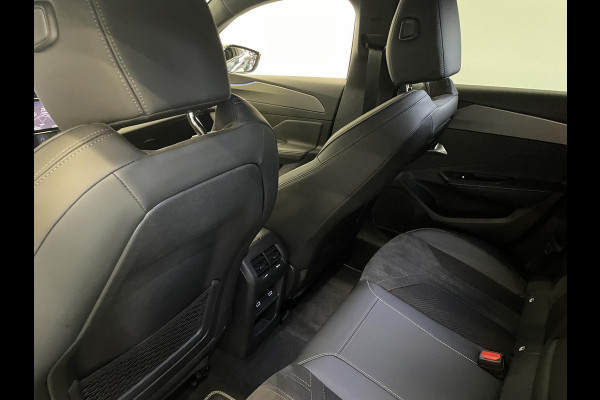 Peugeot 308 1.6 Plug-in Hybrid 180pk Automaat GT | DEMO ! | Climate Control Control Camera Achter Navigatie Apple Carplay / Android auto Velgen