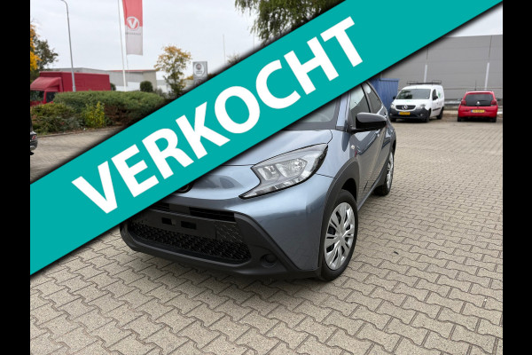 Toyota Aygo X 1.0 VVT-i S-CVT Play Automaat (BOVAG/RIJKLAARPRIJS)