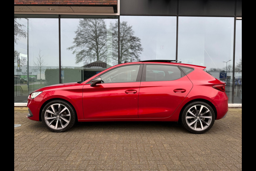 Seat Leon 1.5 TSI FR Launch Edition - Navi - Pano/schuifdak - Parkeerhulp - Org.NL