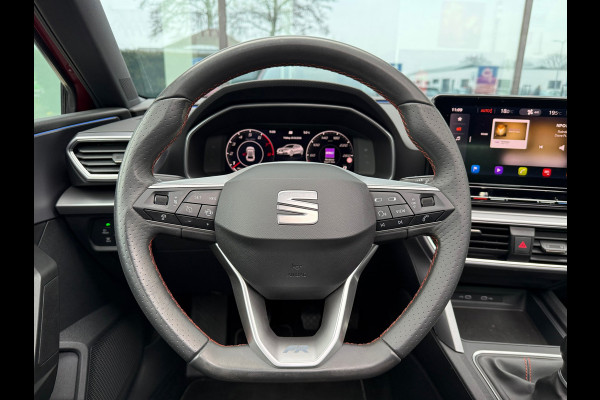 Seat Leon 1.5 TSI FR Launch Edition - Navi - Pano/schuifdak - Parkeerhulp - Org.NL
