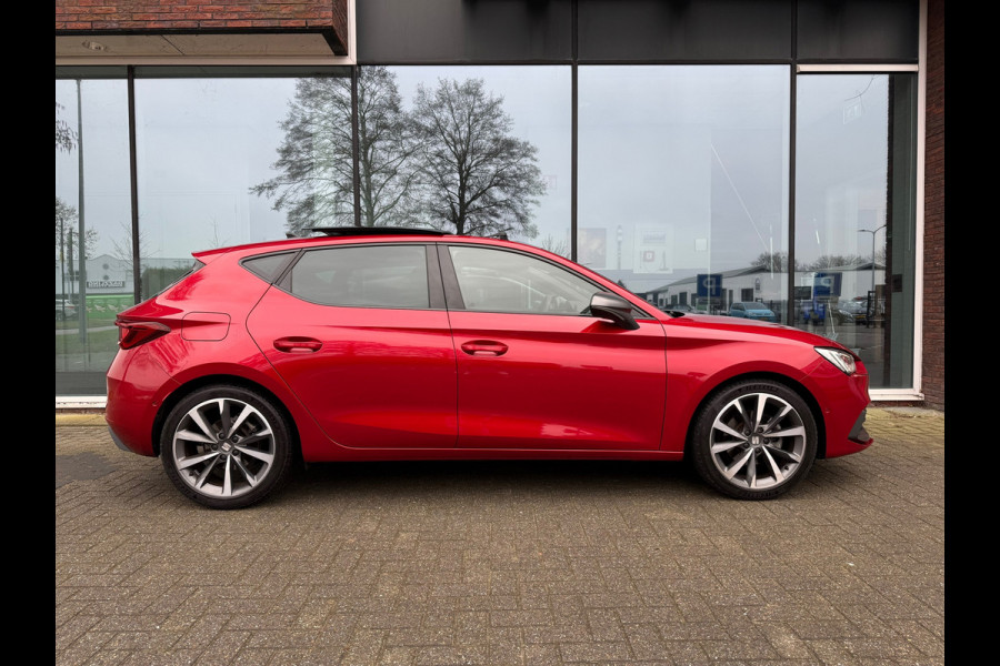 Seat Leon 1.5 TSI FR Launch Edition - Navi - Pano/schuifdak - Parkeerhulp - Org.NL