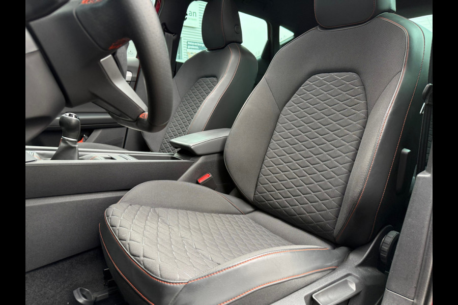 Seat Leon 1.5 TSI FR Launch Edition - Navi - Pano/schuifdak - Parkeerhulp - Org.NL