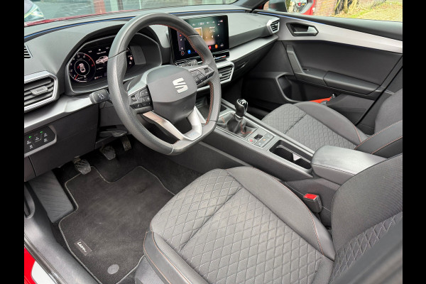 Seat Leon 1.5 TSI FR Launch Edition - Navi - Pano/schuifdak - Parkeerhulp - Org.NL