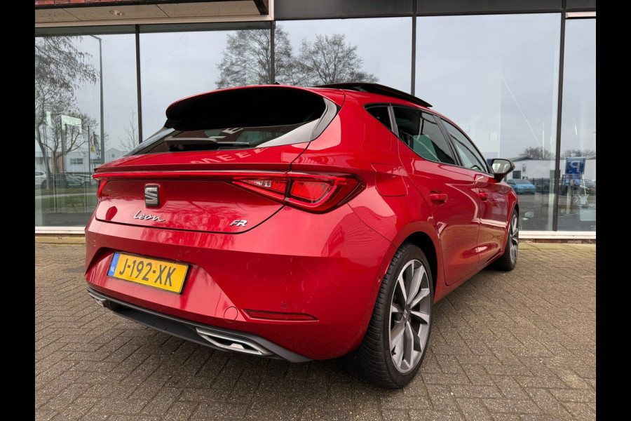 Seat Leon 1.5 TSI FR Launch Edition - Navi - Pano/schuifdak - Parkeerhulp - Org.NL