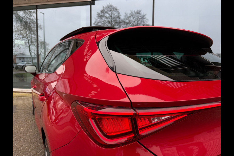 Seat Leon 1.5 TSI FR Launch Edition - Navi - Pano/schuifdak - Parkeerhulp - Org.NL