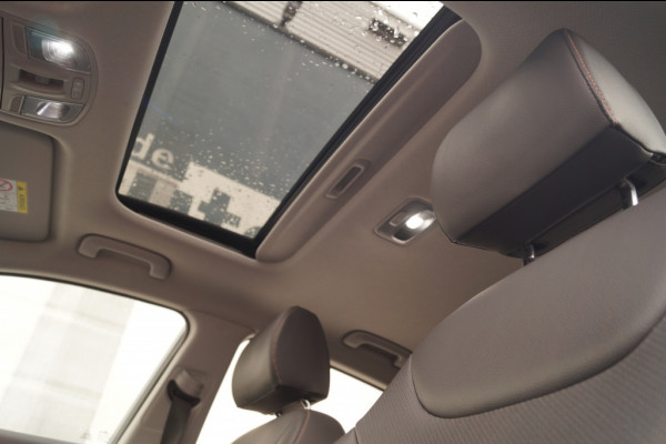 Hyundai IONIQ Premium EV -SOH95%-LEER-S.DAK-NAVI-CAM-PDC-ECC-