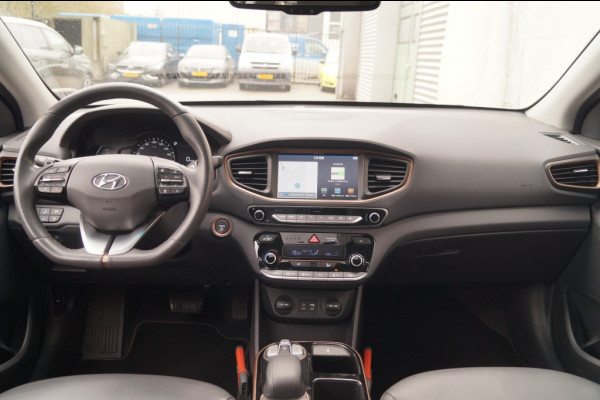 Hyundai IONIQ Premium EV -SOH95%-LEER-S.DAK-NAVI-CAM-PDC-ECC-