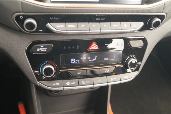 Hyundai IONIQ Premium EV -SOH95%-LEER-S.DAK-NAVI-CAM-PDC-ECC-