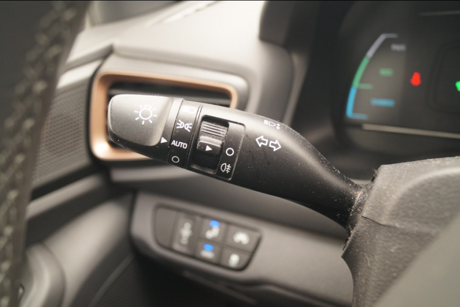 Hyundai IONIQ Premium EV -SOH95%-LEER-S.DAK-NAVI-CAM-PDC-ECC-
