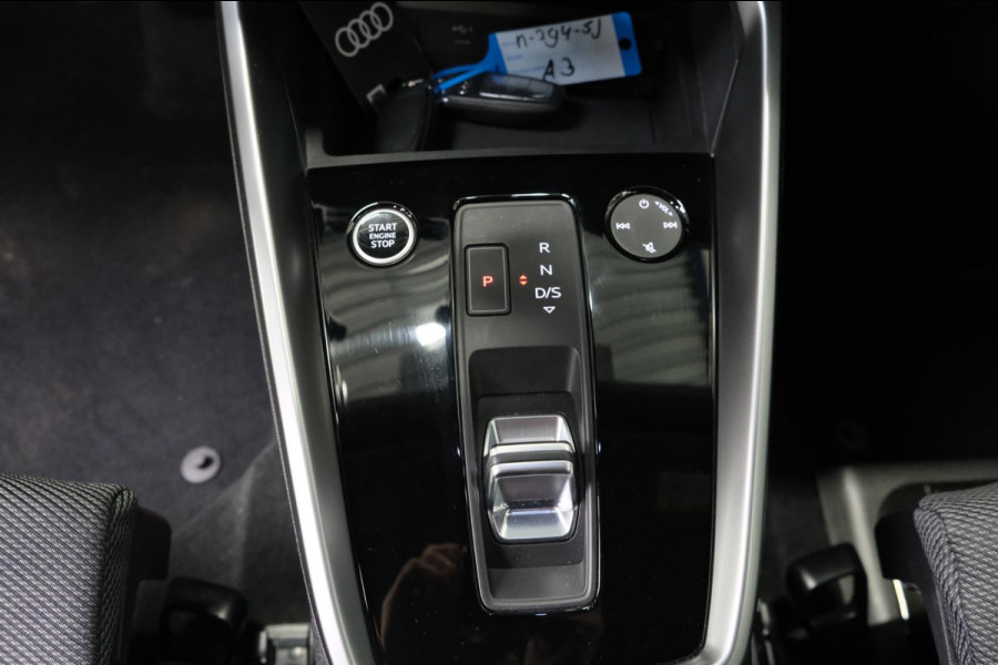 Audi A3 Sportback 30 TFSI Advanced edition Automaat - N.A.P. Airco, Cruise, Navi, PDC.