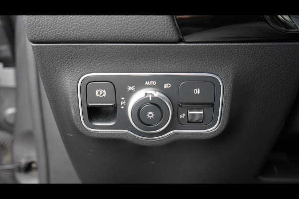 Mercedes-Benz GLA 250 4MATIC AMG NIGHT AUTOMAAT-360 CAMERA-AMBIANCE-BURMESTER-KEYLESS-NAVIGATIE-PANO-WINTER-Etc.