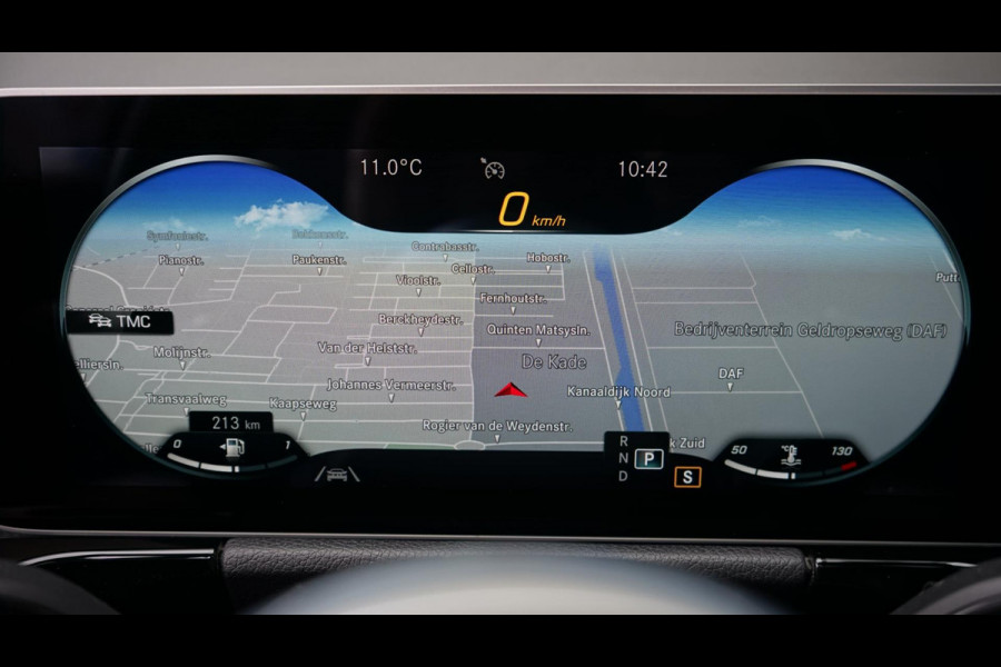 Mercedes-Benz GLA 250 4MATIC AMG NIGHT AUTOMAAT-360 CAMERA-AMBIANCE-BURMESTER-KEYLESS-NAVIGATIE-PANO-WINTER-Etc.