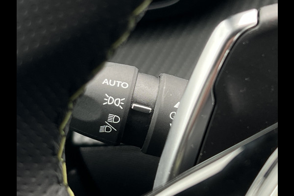 Peugeot 208 Hybrid 136 e-DCS6 GT | ACC | Vision Pack | Navi | Carplay | LED