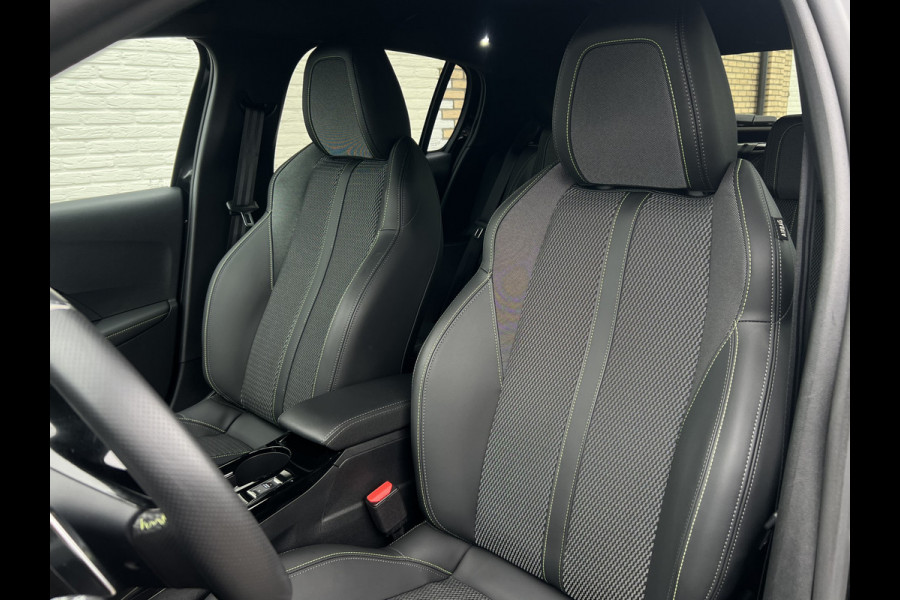 Peugeot 208 Hybrid 136 e-DCS6 GT | ACC | Vision Pack | Navi | Carplay | LED