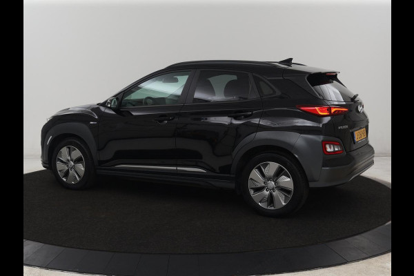 Hyundai Kona EV Fashion 64 kWh | SOH 100% | 3 Fase | Head-Up | Camera | Adaptive cruise | Krell Audio | Wamtepomp | Carplay | Navigatie | Bluetooth